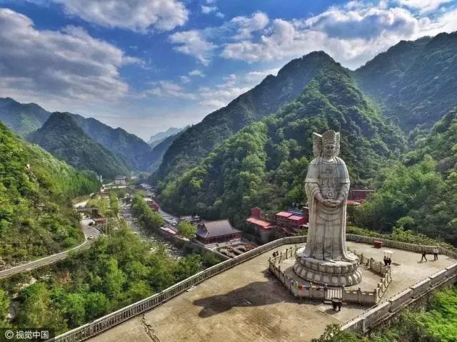 Vì sao lại có Tam Diện Quán Âm Bức tượng Bồ Tát có 3 mặt lưu truyền trong dân gian? tam diện quán âm, giá 1.000 lạng bạc, bồ tát, bảo kính kỳ lạ, Bài chọn lọc,